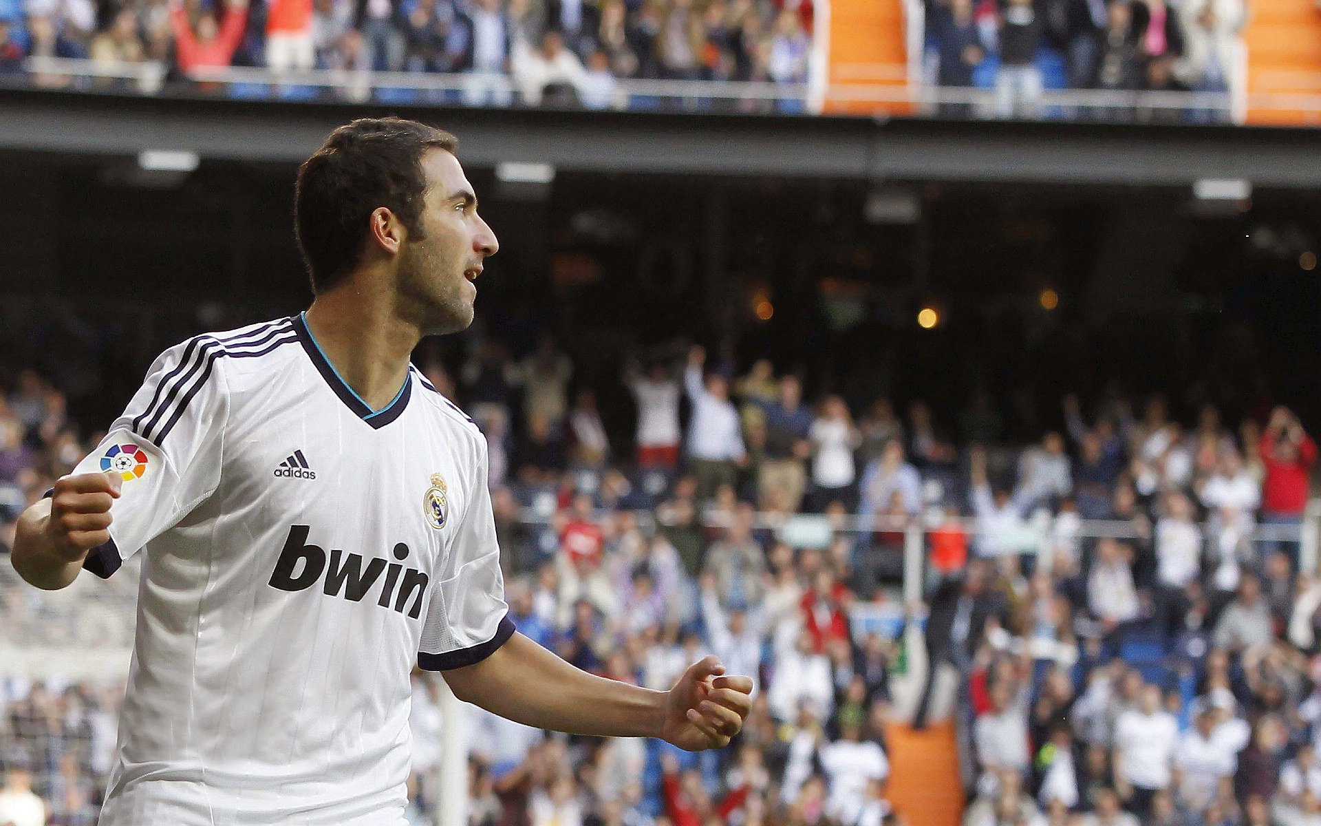 曼城的赖因德斯助力福登进球,欧冠再胜,曼城小赖特